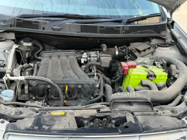 Nissan Dualis 2010 Silver