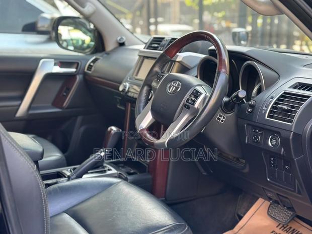 Toyota Land Cruiser Prado 2014 Black
