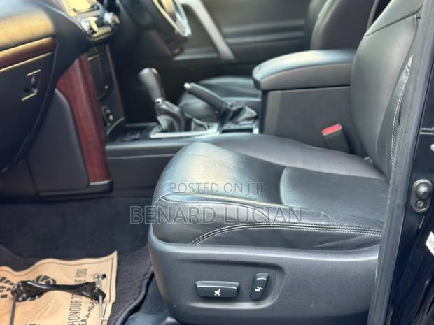 Toyota Land Cruiser Prado 2014 Black