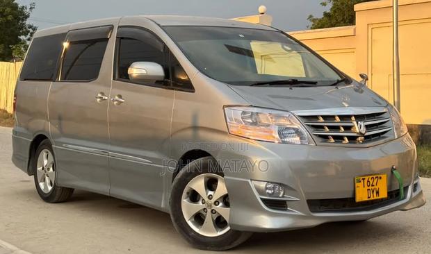 Toyota Alphard 2004 Silver