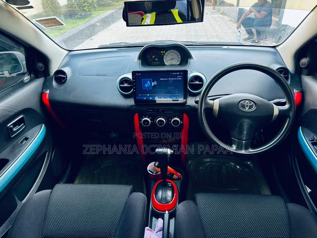 Toyota IST 2004 White