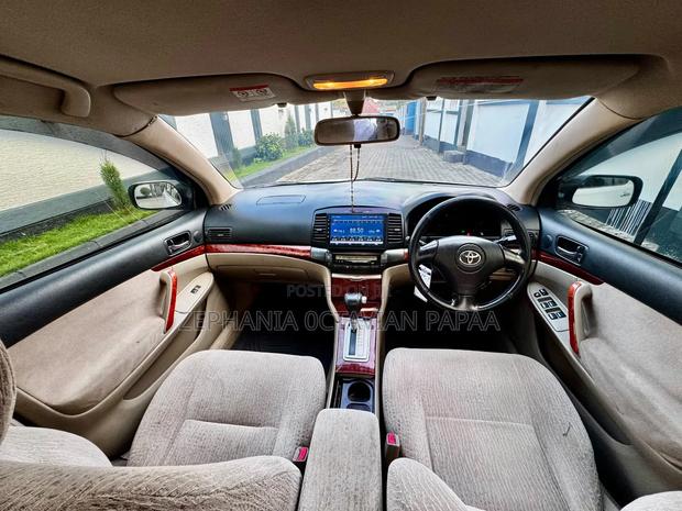 Toyota Premio 2005 White