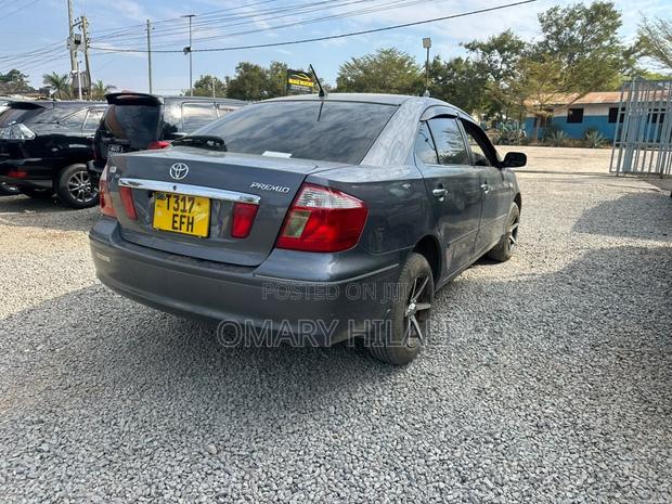Toyota Premio 2005 Gray