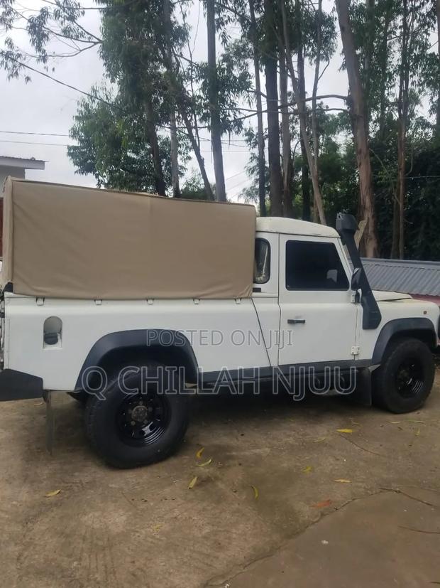 Land Rover Defender 1999 White