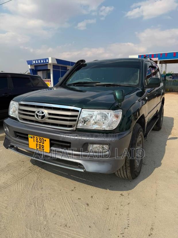 Toyota Land Cruiser 2006 Black