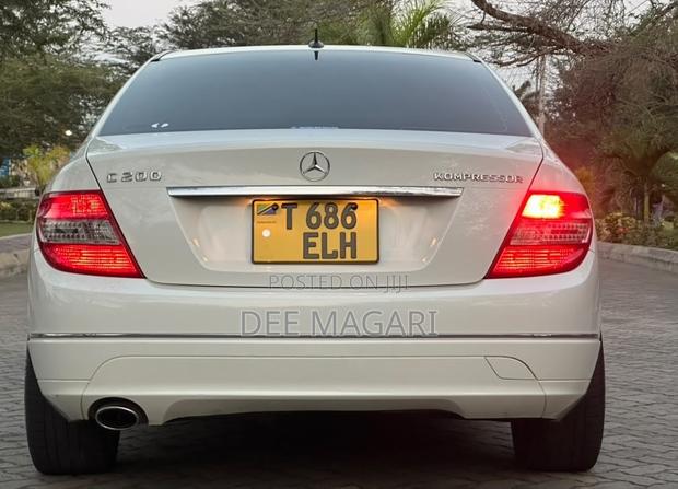 Mercedes-Benz C-Class C 200 Kompressor (S203) 2007 White