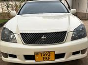 Toyota Crown Royale 2005 White for sale