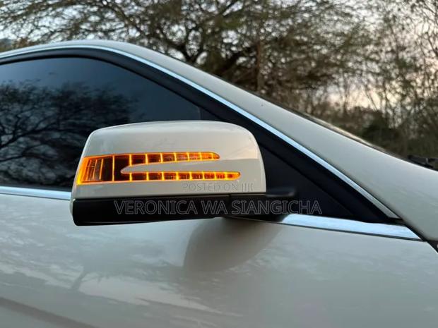 Mercedes-Benz C200 2010 White