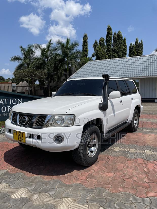 Nissan Patrol 2007 White