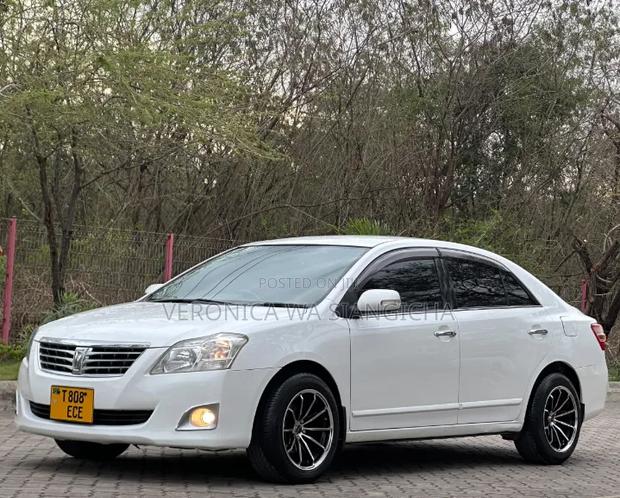 Toyota Premio 2012