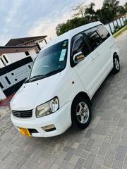 Toyota Noah 2001 White for sale
