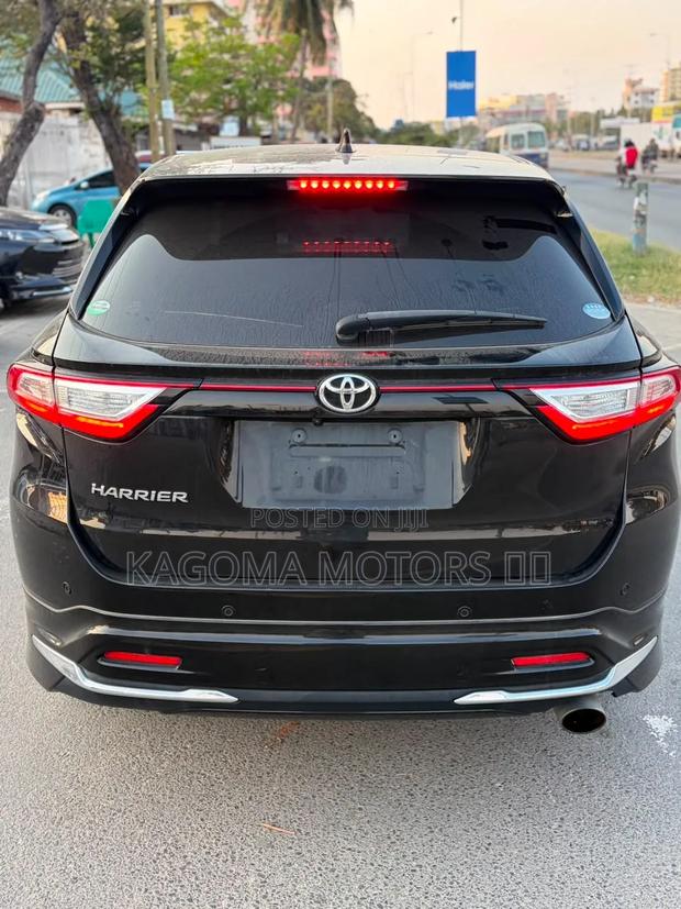 Toyota Harrier 2017 Black