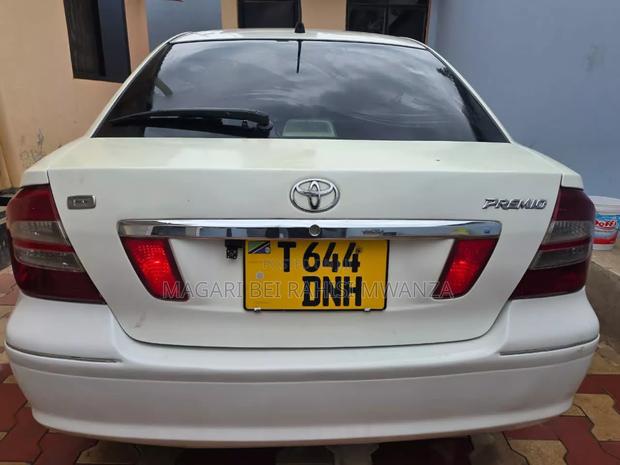 Toyota Premio 2005 Pearl