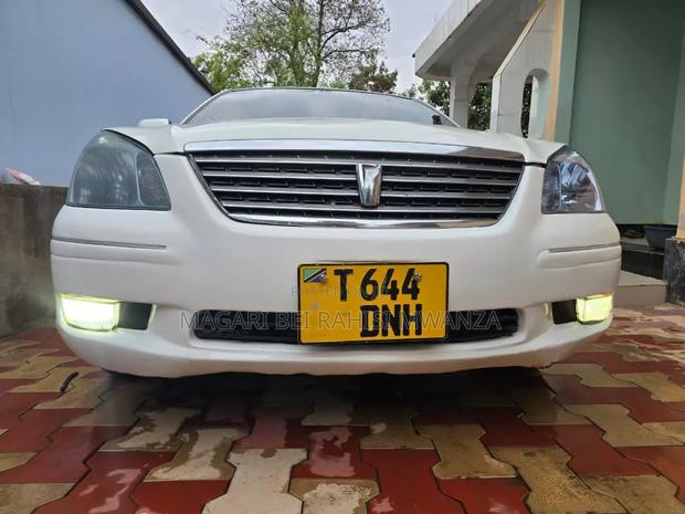 Toyota Premio 2005 Pearl