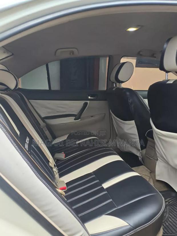 Toyota Premio 2005 Pearl