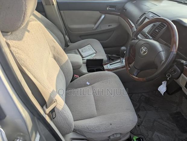 Toyota Premio 2004 Silver