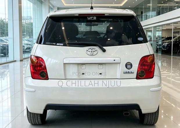 Toyota IST 2003 White