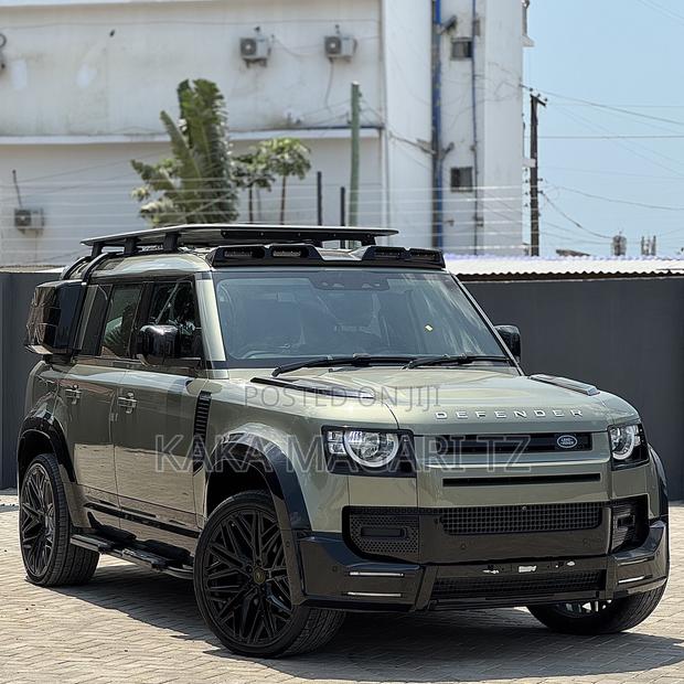Land Rover Defender 2022 Green