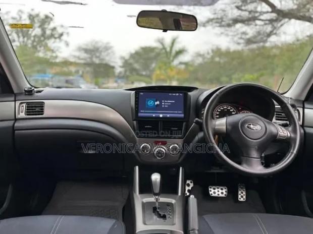 Subaru Forester 2010 Black