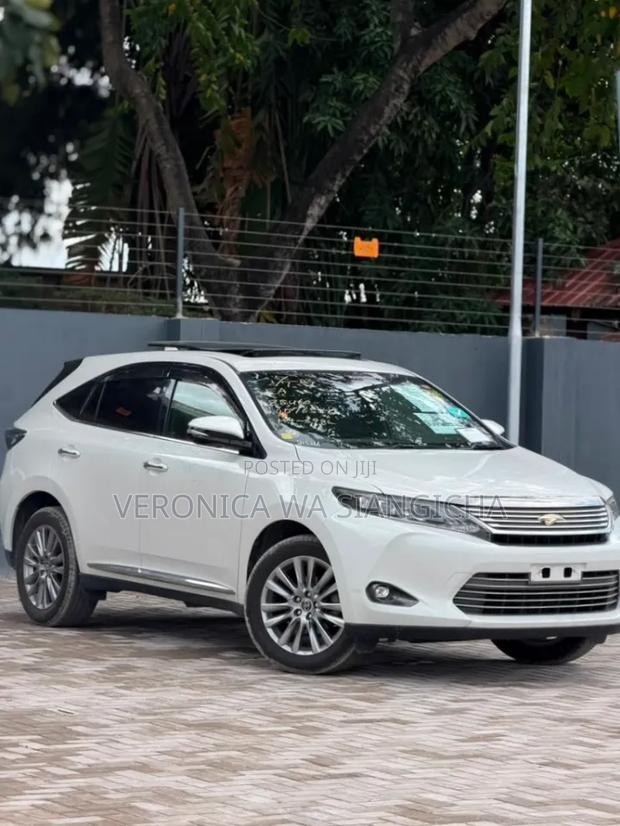 Toyota Harrier 2016 White