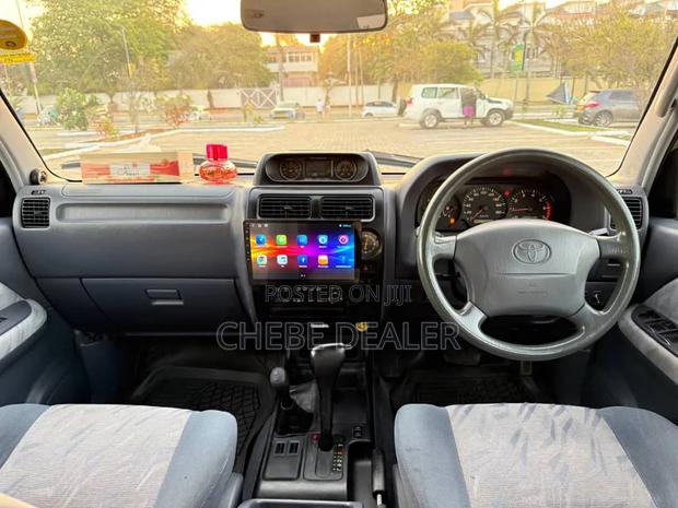 Toyota Land Cruiser 2009 Green