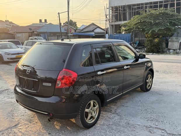 Mazda Verisa 2011 Brown