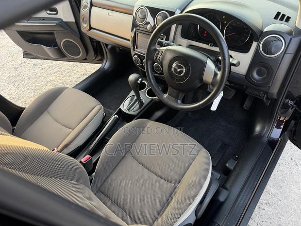 Mazda Verisa 2011 Brown