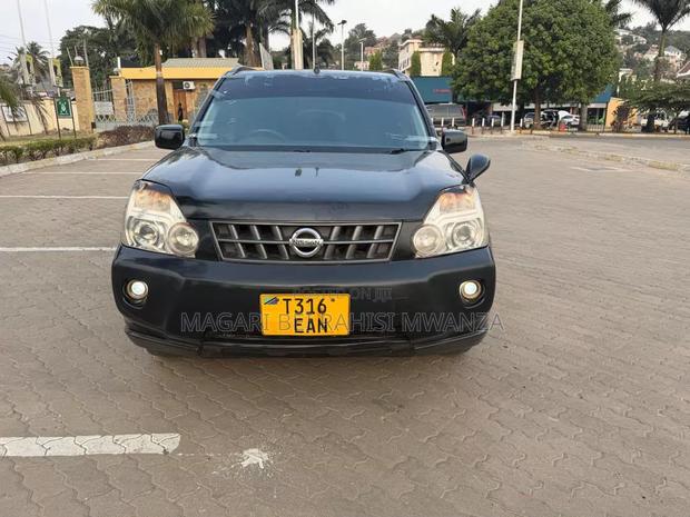 Nissan X-Trail 2010 Black