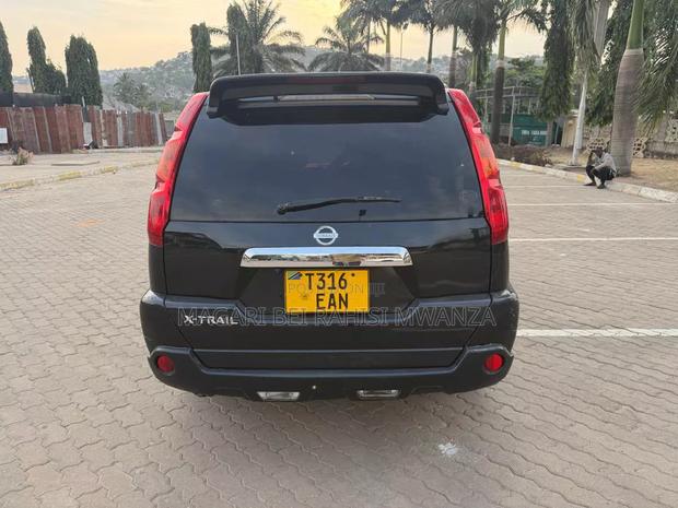 Nissan X-Trail 2010 Black