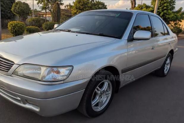 Toyota Corona Premio 2000 Silver