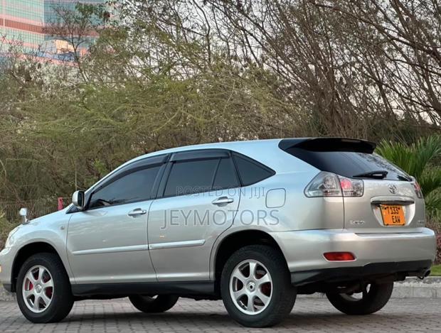 Toyota Harrier 2007 Silver