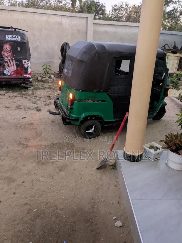 TVS King 2025 Green