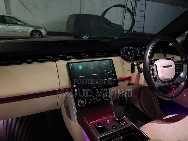Land Rover Range Rover 2024 Green