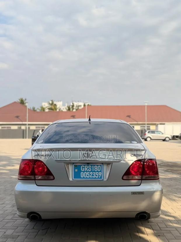 Toyota Crown 2007 Silver