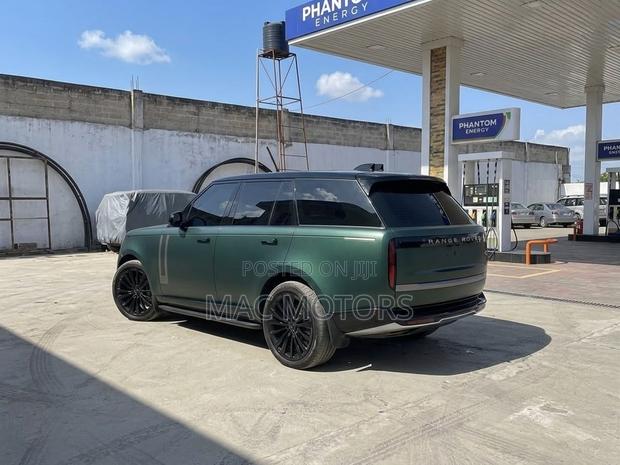 Land Rover Range Rover Vogue 2024 Green