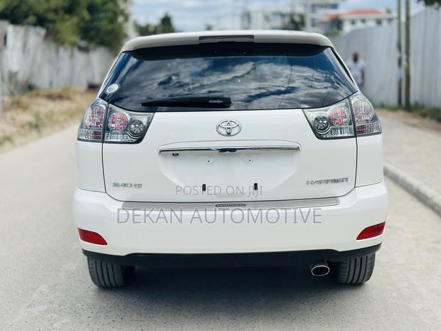 Toyota Harrier 2.4 2007 White