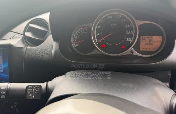 Mazda Demio 2014 Silver