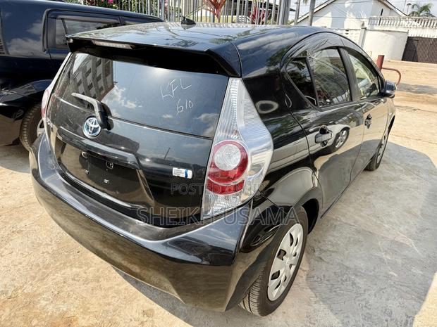 Toyota Aqua 2013 Black