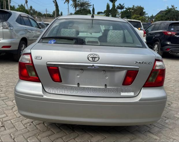 Toyota Premio 2003 Silver