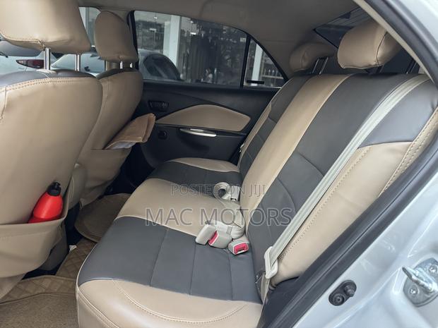 Toyota Belta 2008 Silver
