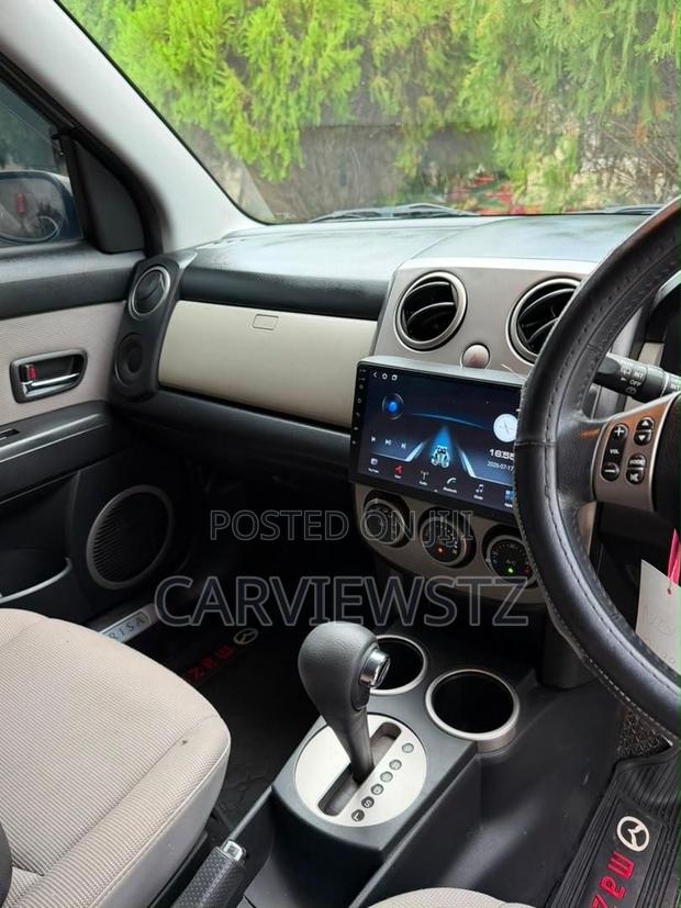 Mazda Verisa 2004 Silver
