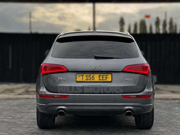 Audi Q5 2015 Gray