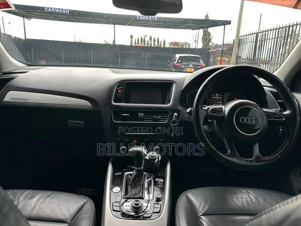 Audi Q5 2015 Gray