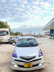 Toyota Ractis 1.5 AWD 2006 Silver for sale