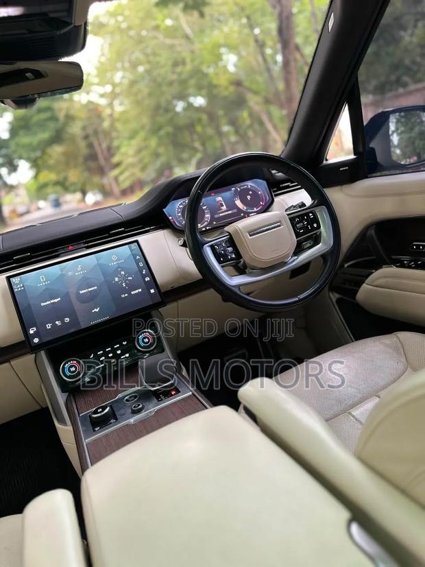 Land Rover Range Rover 2024 Green
