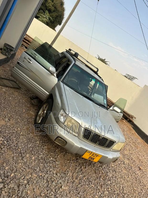 Subaru Forester 2001 Silver