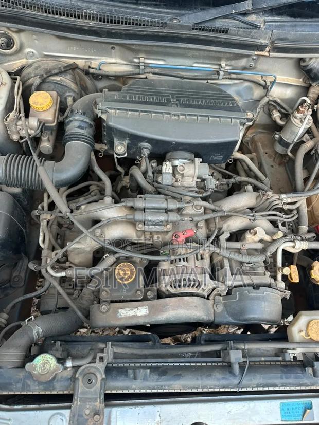Subaru Forester 2001 Silver