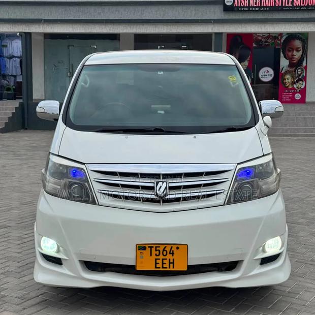 Toyota Alphard 2006 White