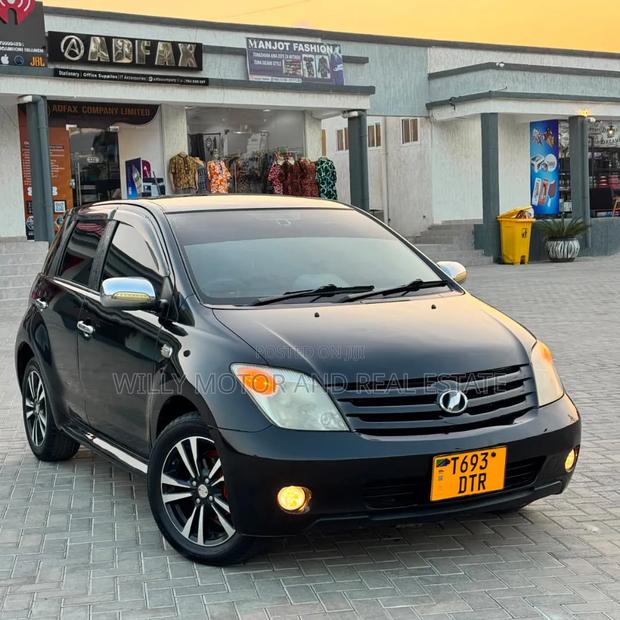 Toyota IST 2006 Black