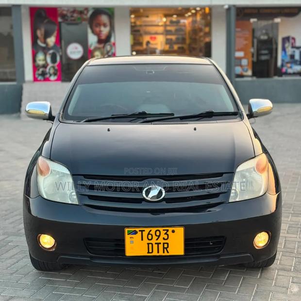 Toyota IST 2006 Black